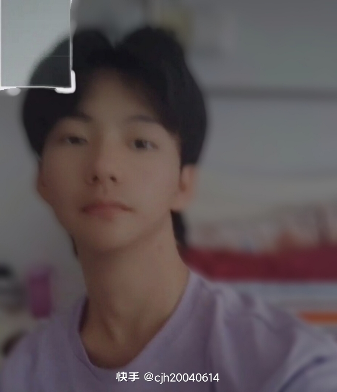 钱嘉豪的第一张照片--射洪闪婚服务中心